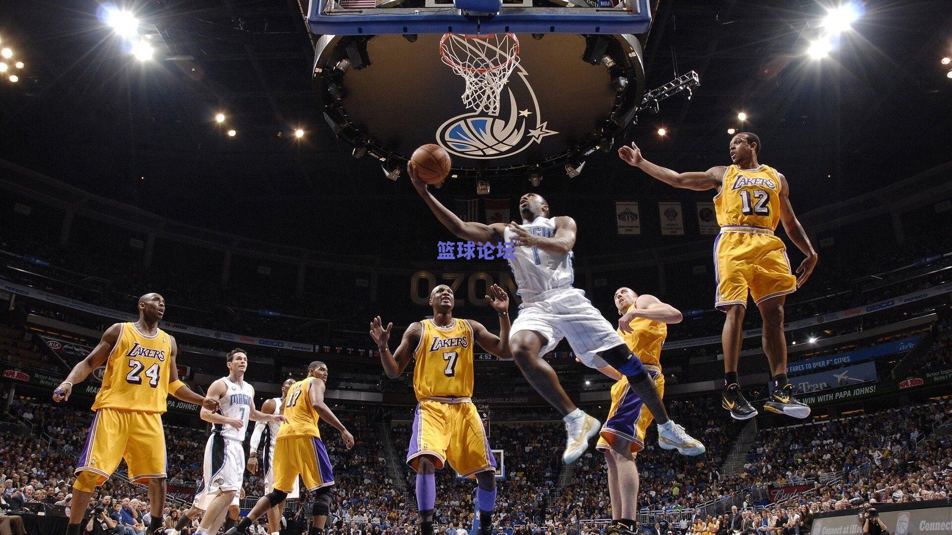 模仿皇马球员庆祝2.0，球迷创意风潮席卷全球，体育文化迎来新纪元