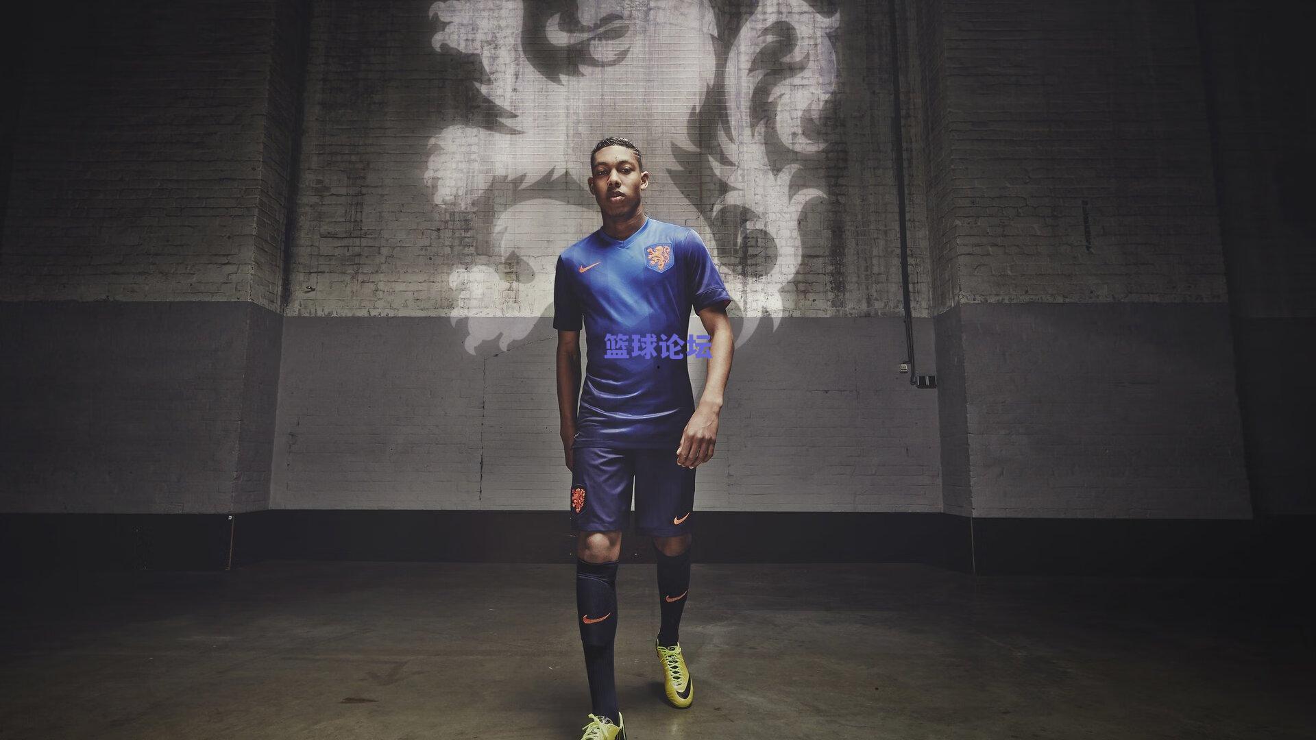 库里千数三分达成便夺冠 勇士已有支撑定律的资本